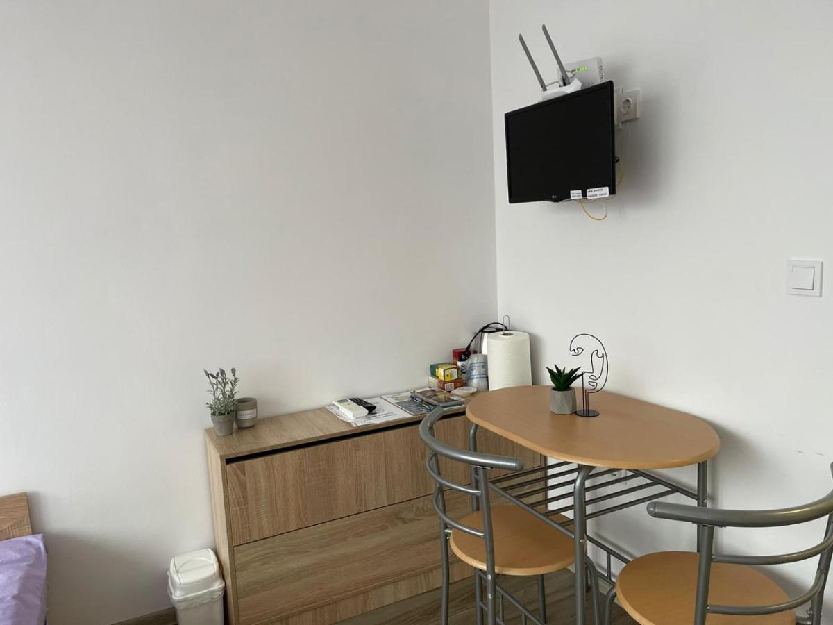 Bhn Топ Център Студио Gabrovo Exterior foto